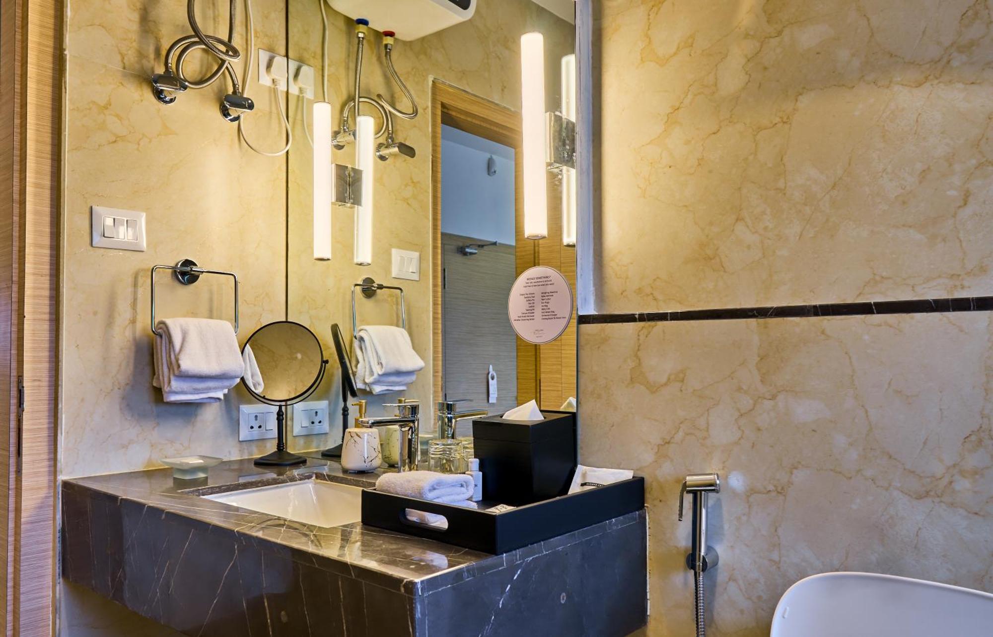 Shulem Boutique Hotel Dimāpur Esterno foto
